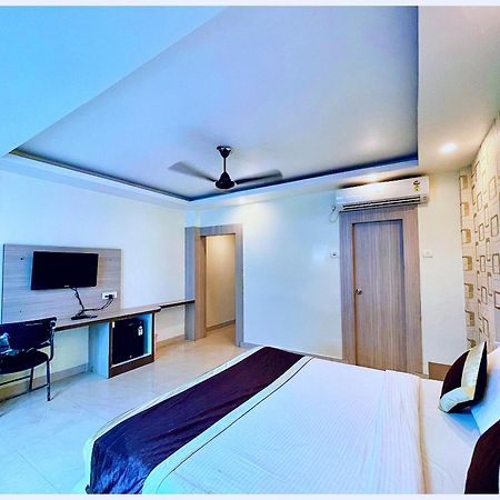 Hotel Aparna Grand Near Ram Janam Bhoomi And Temple - Fully Air Conditioned - Free Wifi Available - Best Budget Hotel In Ayodhya Luaran gambar