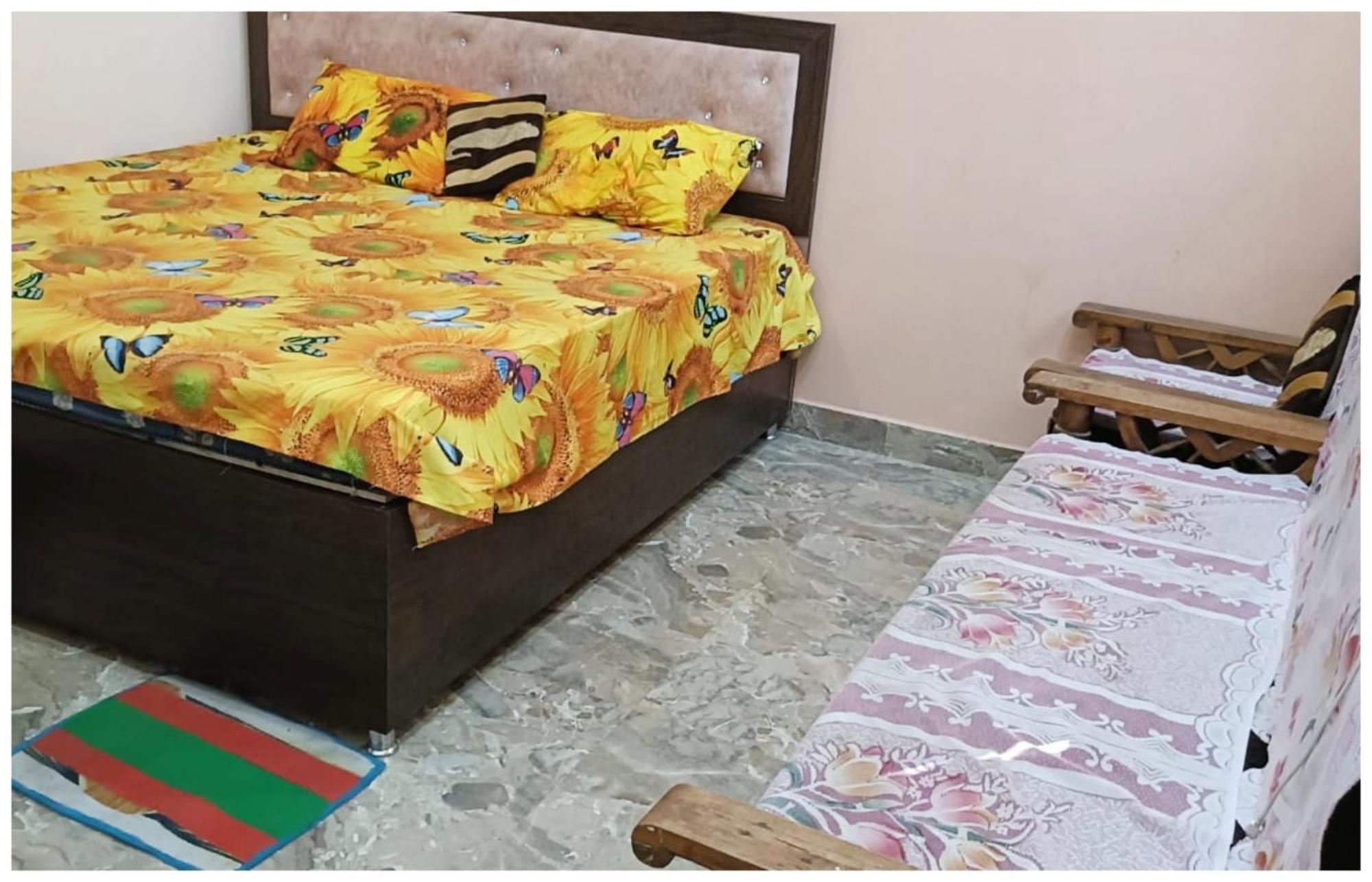 Hotel Aparna Grand Near Ram Janam Bhoomi And Temple - Fully Air Conditioned - Free Wifi Available - Best Budget Hotel In Ayodhya Luaran gambar